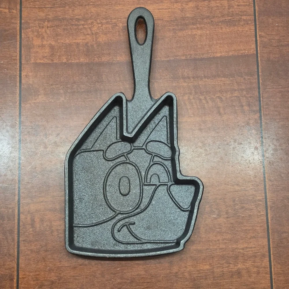 Bluey Disney Face Cast Iron Skillet Pan Black Ludo Studios Pancake Pan